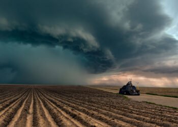 El fenómeno de El Niño afecta al Litoral: el Paraná desciende en Misiones mientras sigue en ascenso en Corrientes y aumentan los evacuados