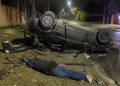 Accidente en Lomas de Zamora: conductor expulsado tras volcar en un choque
