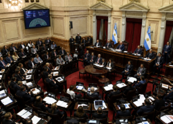 El oficialismo acepta las modificaciones del Senado y pone fecha para sancionar la reforma del Central