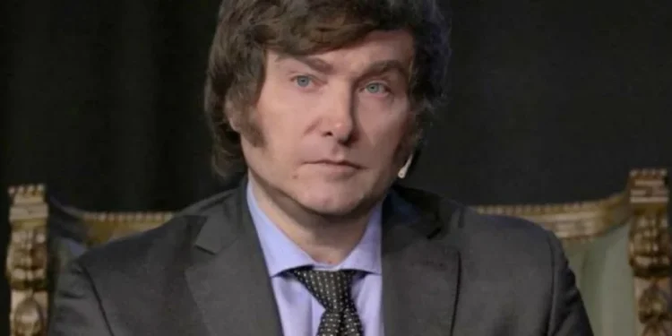 Javier Milei y su activa comunicación en redes: 121 tuits en trece días entre ataques y celebraciones
